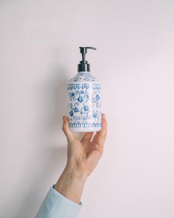 Nước Tẩy Bồn Cầu Vim 900ml